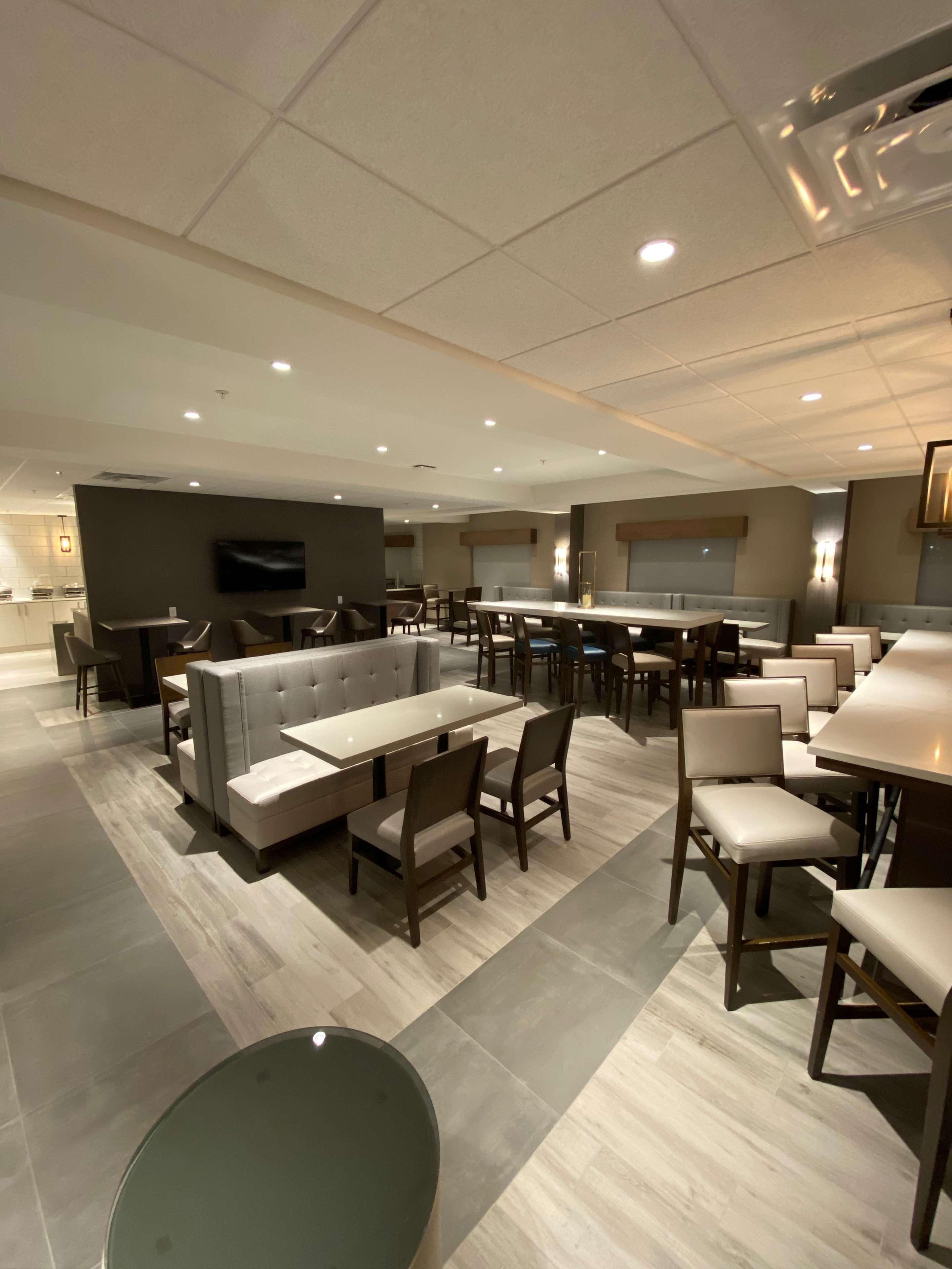 Best Western Premier Prince Albert Exterior photo