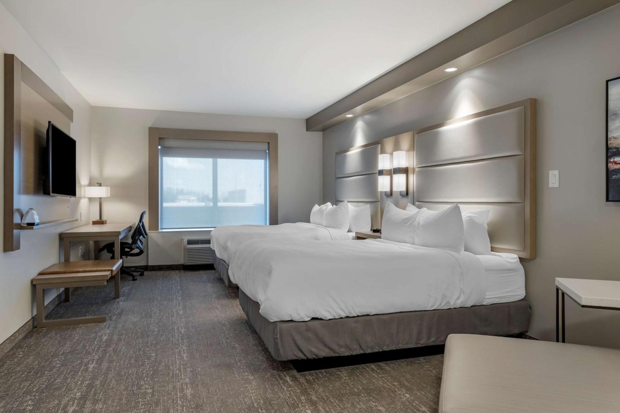 Best Western Premier Prince Albert Exterior photo